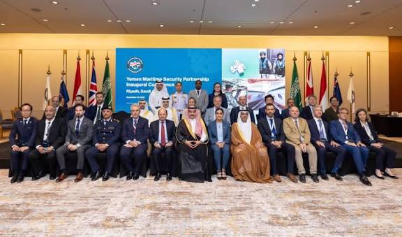 الحديدة تحت القصف والرياض تعلن الدعم.. ما الذي ينتظر اليمن؟